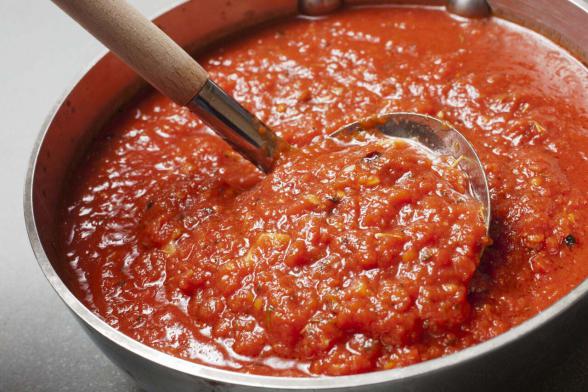 روشی آسان در تهیه رب گوجه خانگی